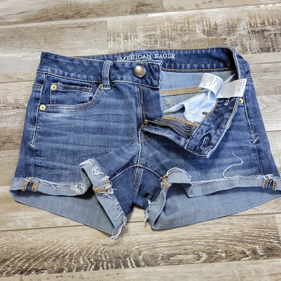 American Eagle Stretch Shortie Denim Shorts Size 2 - Picture 6 of 6